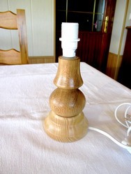Pied de lampe en bois de Iroco