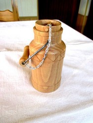 Pot à lait en bois d'hêtre