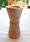 Le bougeoir en bois de hêtre échauffé