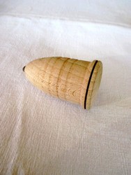 La toupie à fouetter en bois d'hêtre